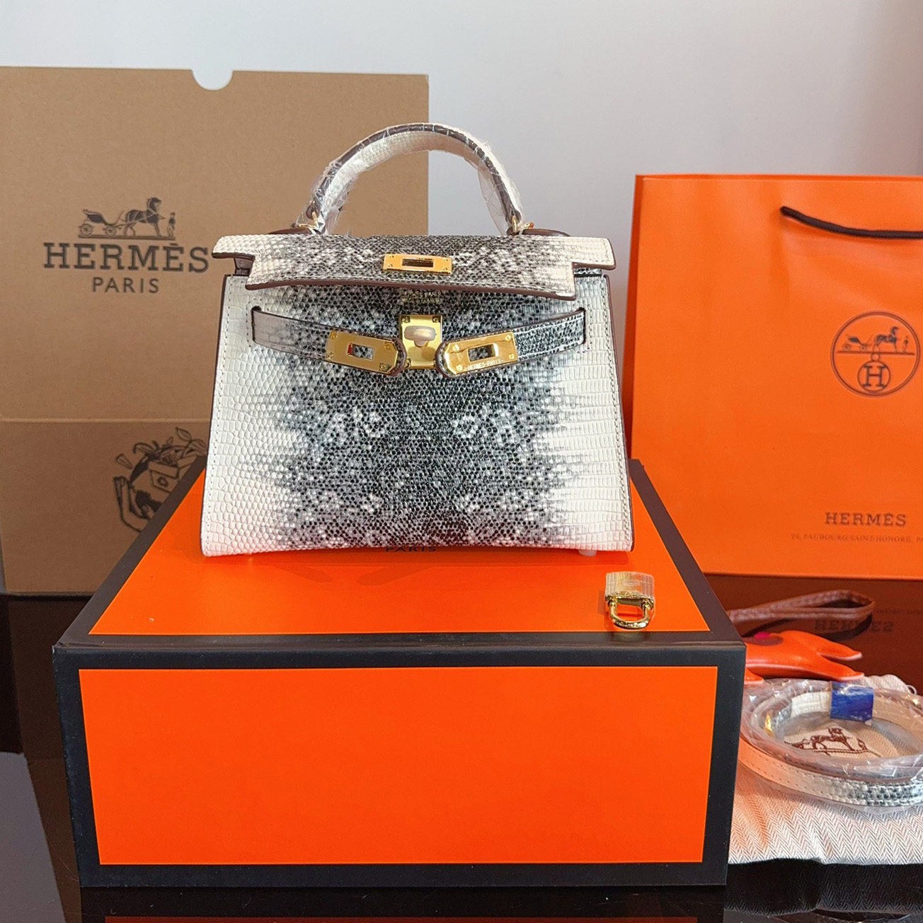 Kelly 20 bag 