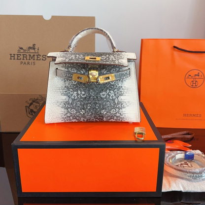 Kelly 20 bag 