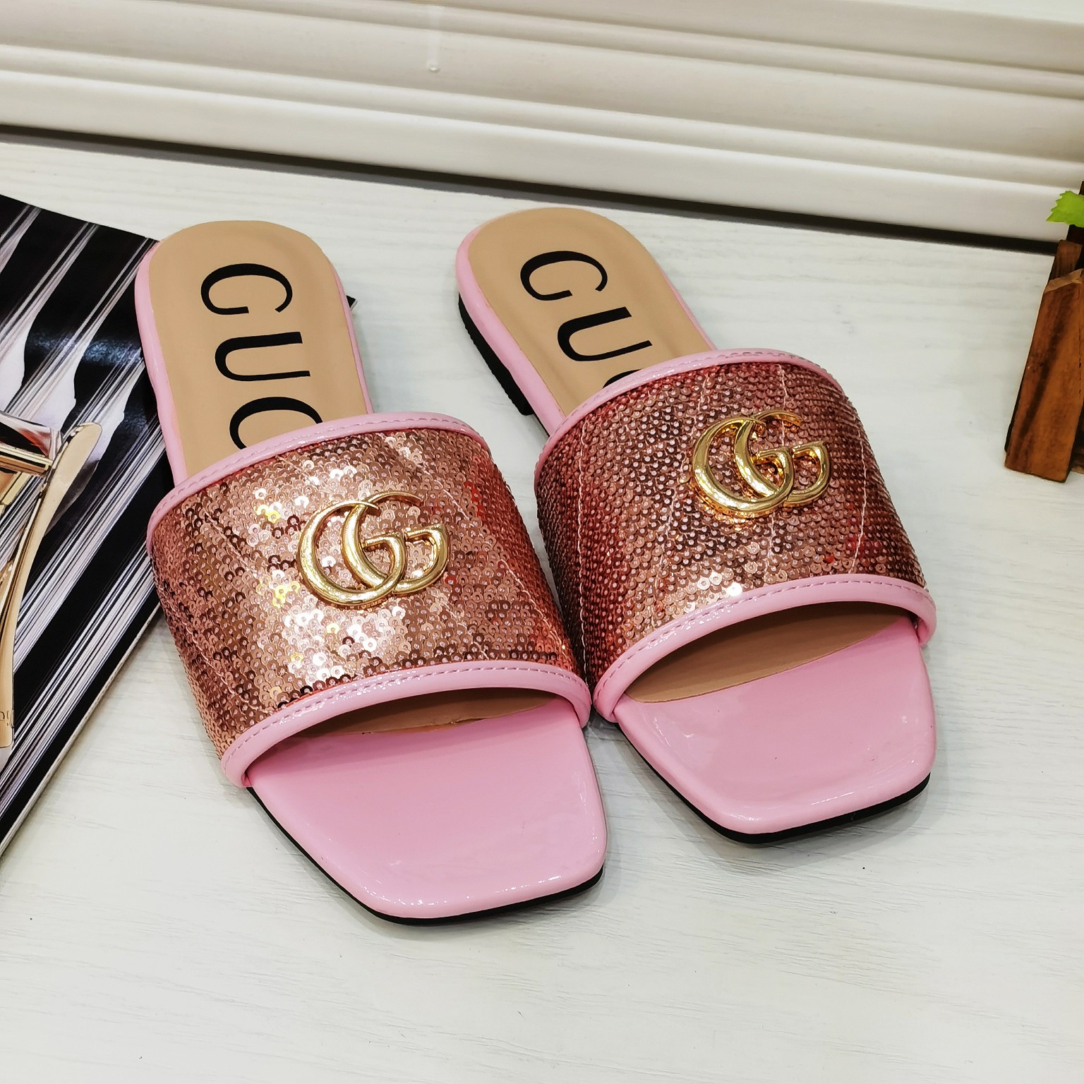 WOMEN'S SLIDE WITH DOUBLE G