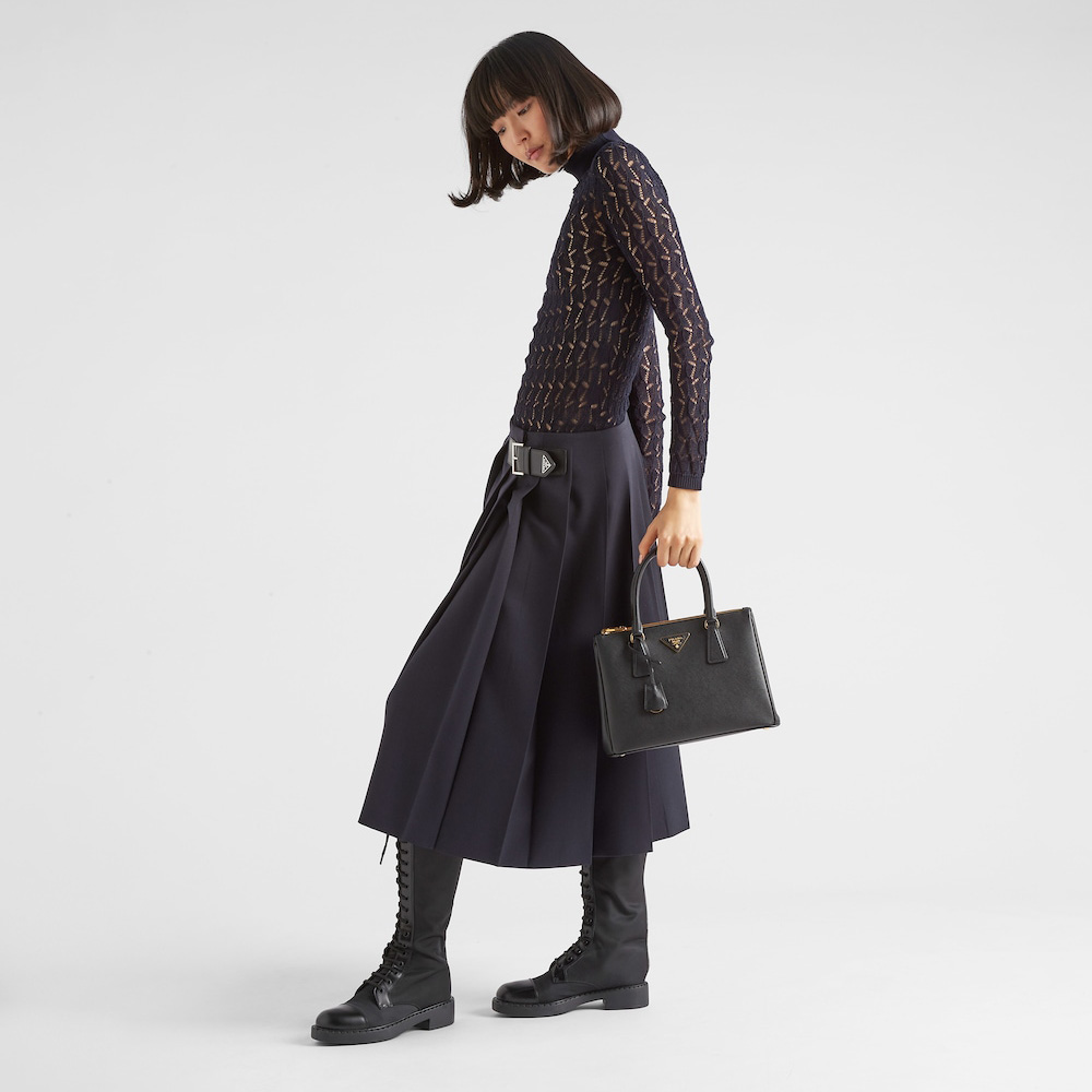 Medium  Galleria Saffiano leather bag