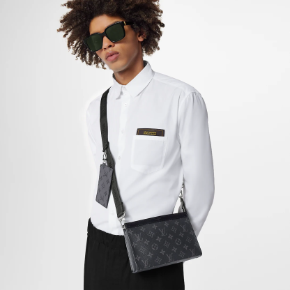 Gaston Wearable Wallet M81124