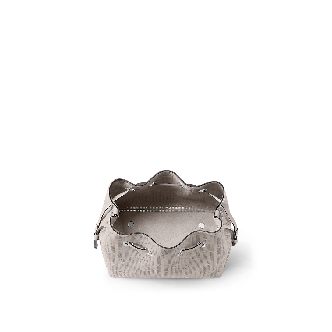Bella Tote M21886