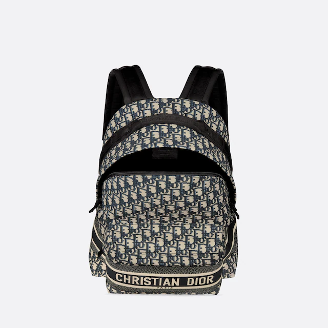 TRAVEL BACKPACK