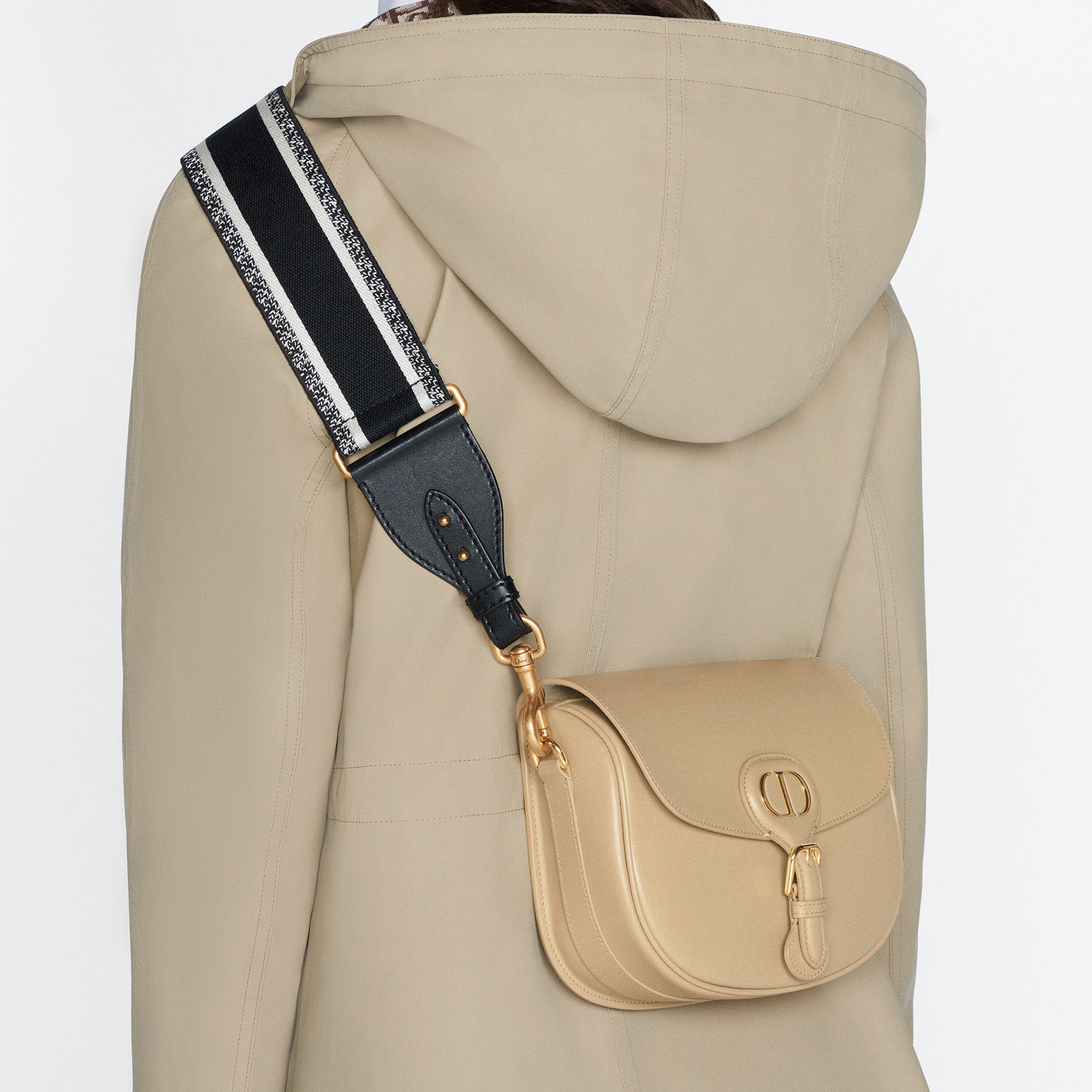 MEDIUM  BOBBY BAG