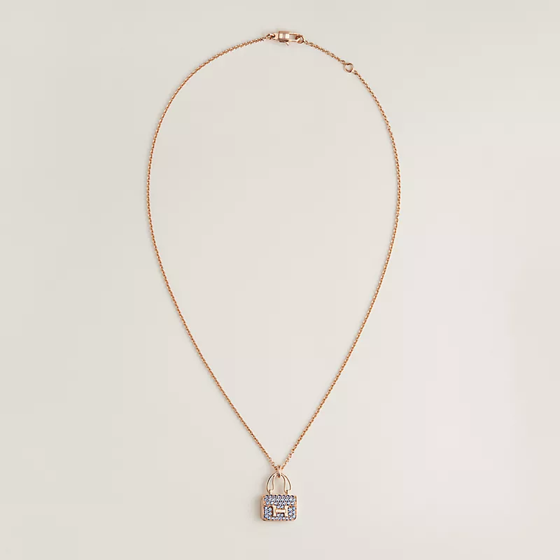 Amulettes Constance pendant