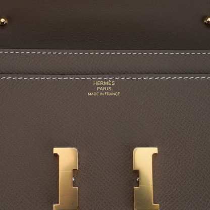 Constance Long To Go Wallet Etoupe Epsom with Gold Hardware