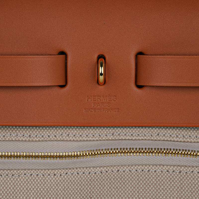 Herbag Zip Retourne 31 Bag Beton Toile Militaire / Natural Sable Leather Gold Hardware