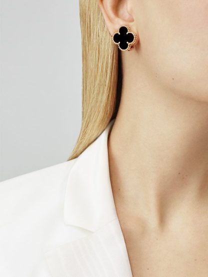 Magic Alhambra earrings
