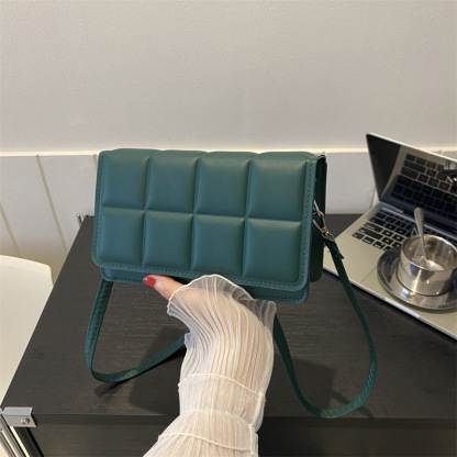 Simple retro small square bag