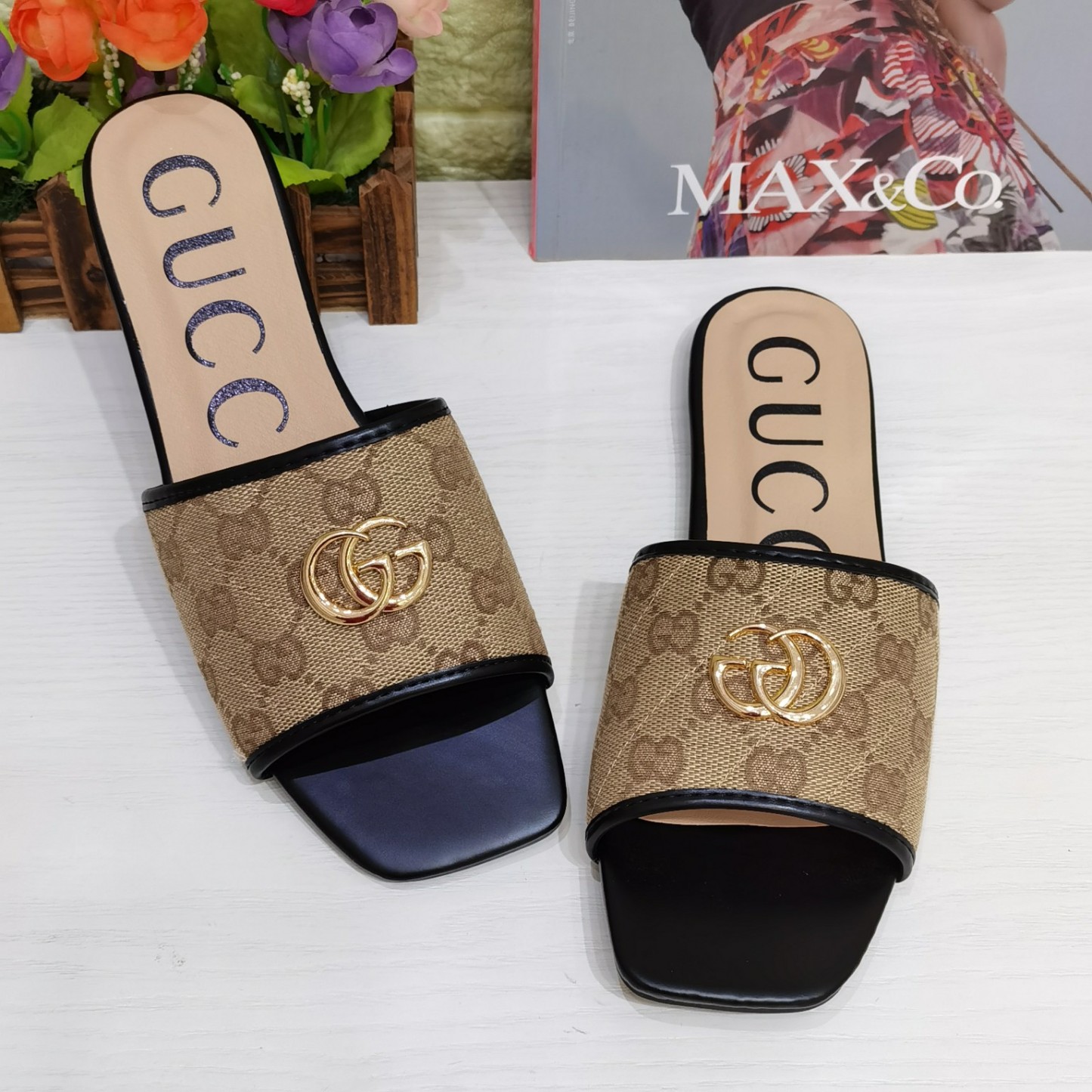 WOMEN'S SLIDE WITH DOUBLE G