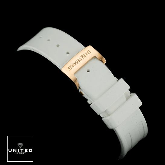 Athtudemars Pthtiguet Royal Oak 67540OK.ZZ.D010CA.01 Replica 4 Athtudemars Pthtiguet White Rubber Bracelet Replica gold clasp