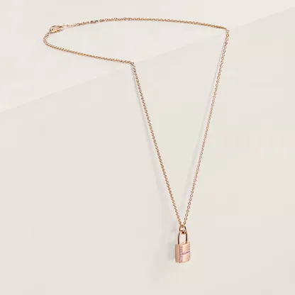 Kelly Cadenas pendant