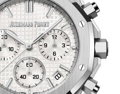 Royal Oak SELFWINDING CHRONOGRAPH "50TH ANNIVERSARY" Ref# 26240ST.OO.1320ST.03