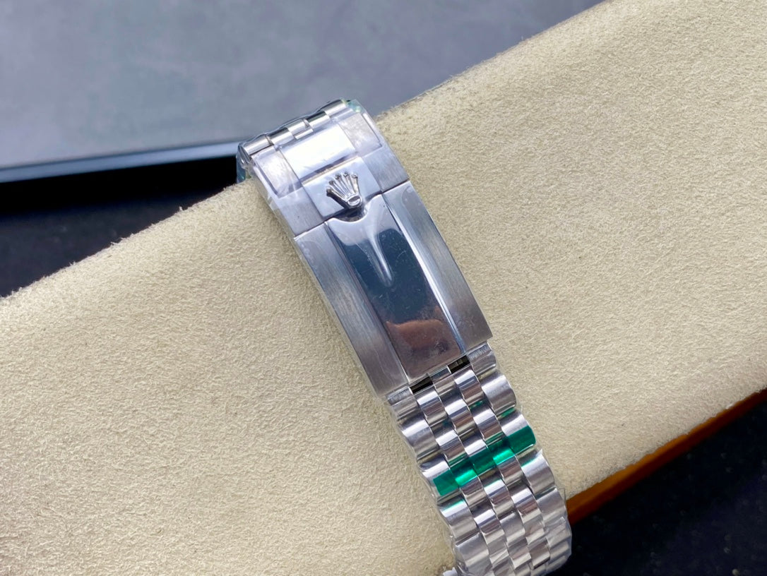 G7   GMT-Master II--- 126720VTNR---40mm
