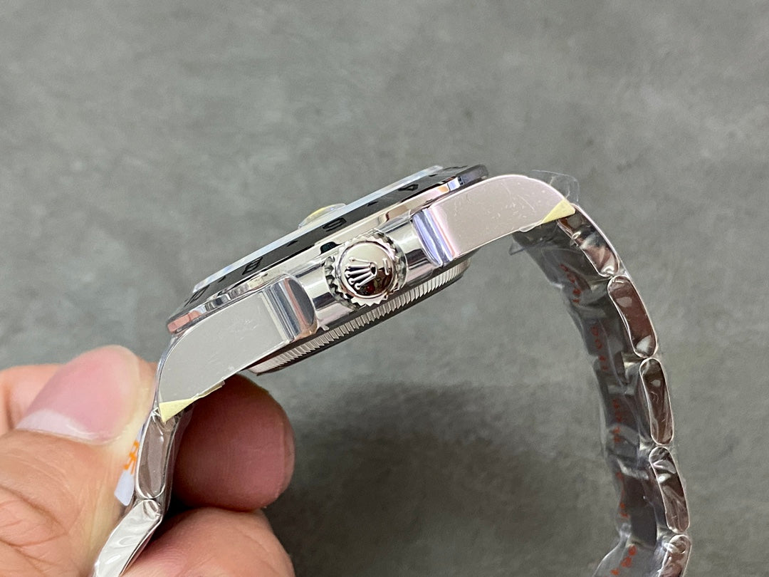 L3   EXPLORER-II--- 226570-0002---42mm