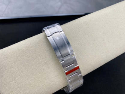 L7  Oyster Perpetual---m124300-0008-41mm