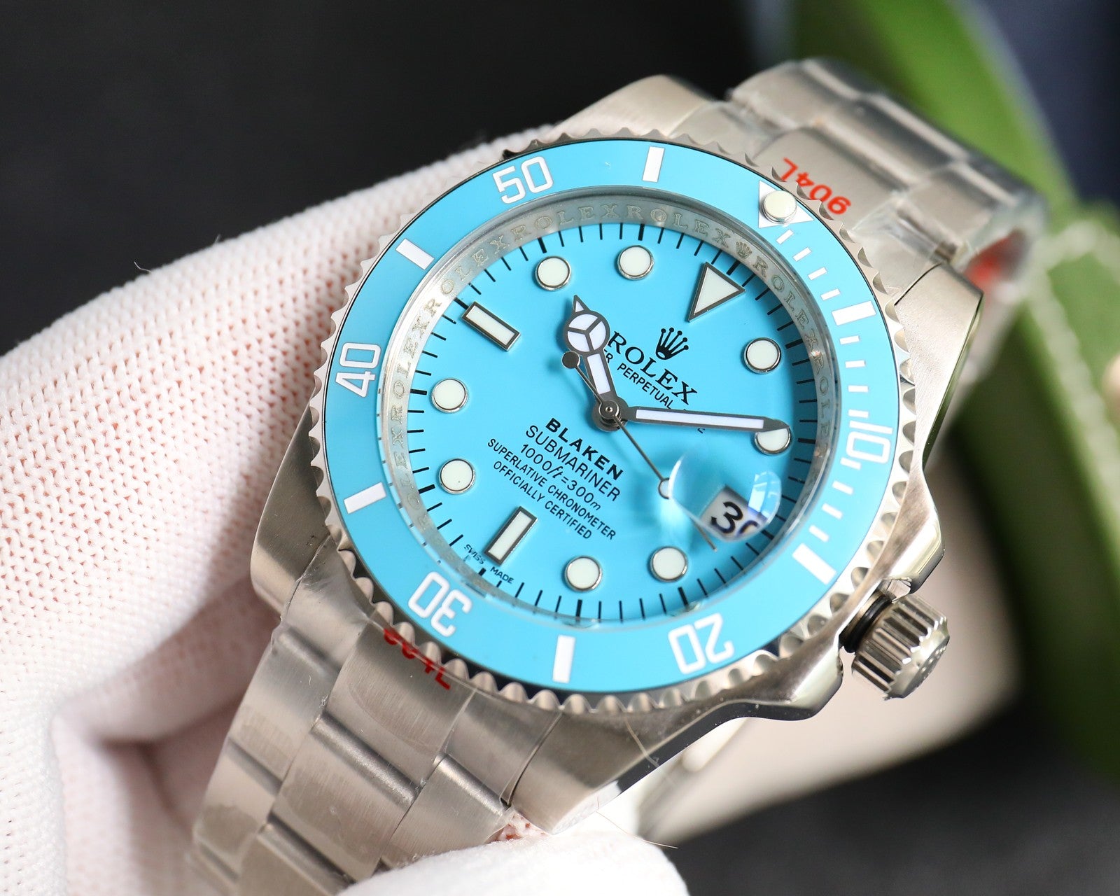 L8  Submariner---m126610LN--41mm