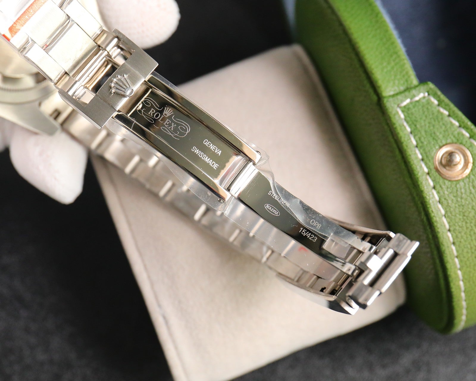 L8  Submariner---m126610LN--41mm