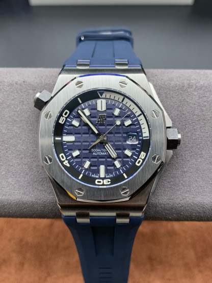 A2   Royal Oak ---15720ST.OO.A009CA.01---42mm