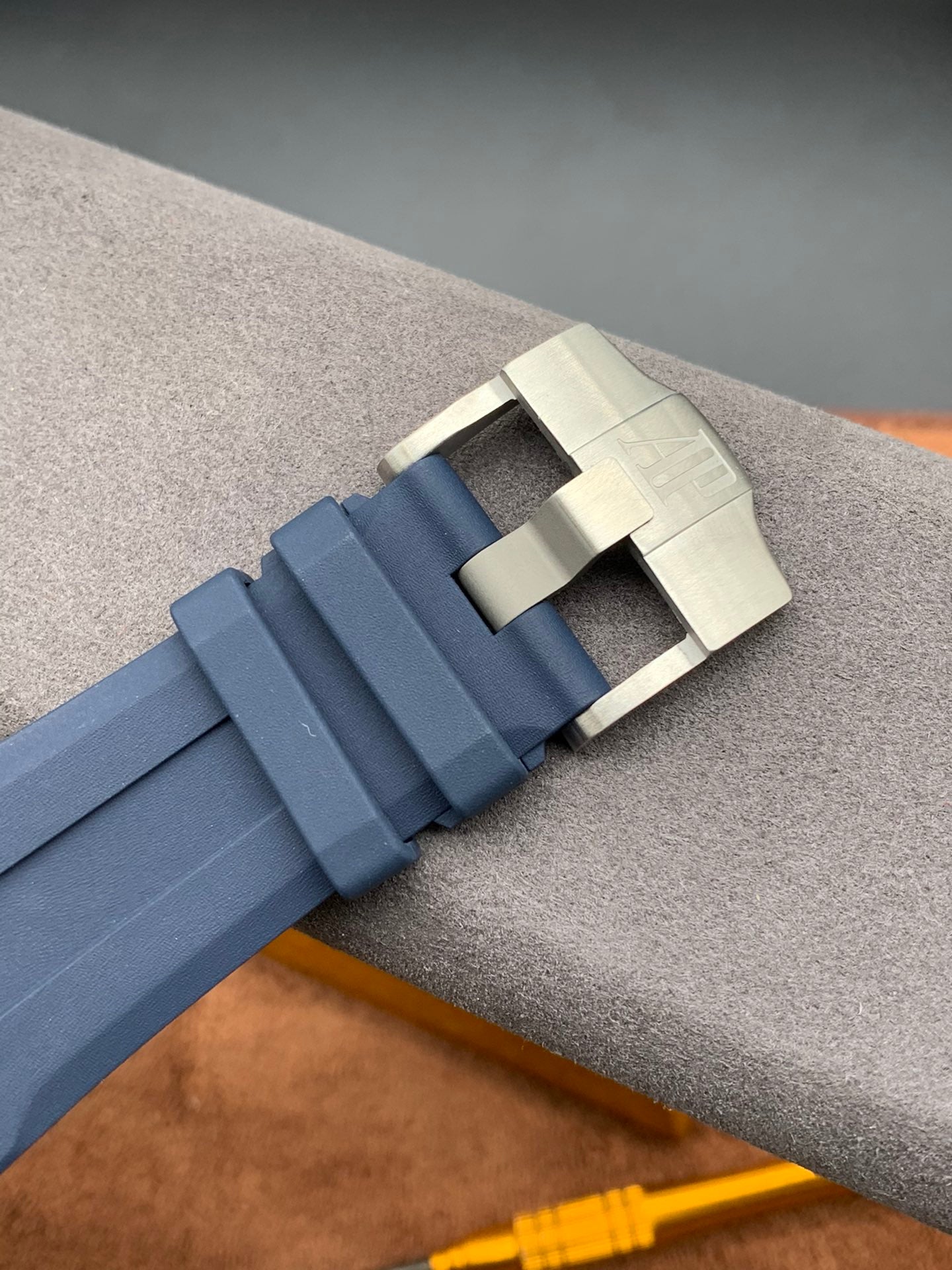 A2   Royal Oak ---15720ST.OO.A009CA.01---42mm