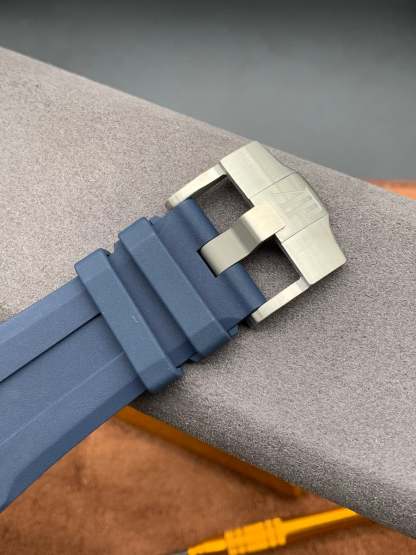 A2   Royal Oak ---15720ST.OO.A009CA.01---42mm