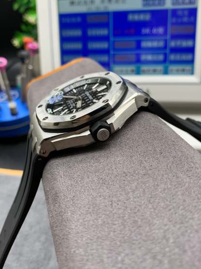 A3   Royal Oak ---15703ST.OO.A002CA.01---42mm