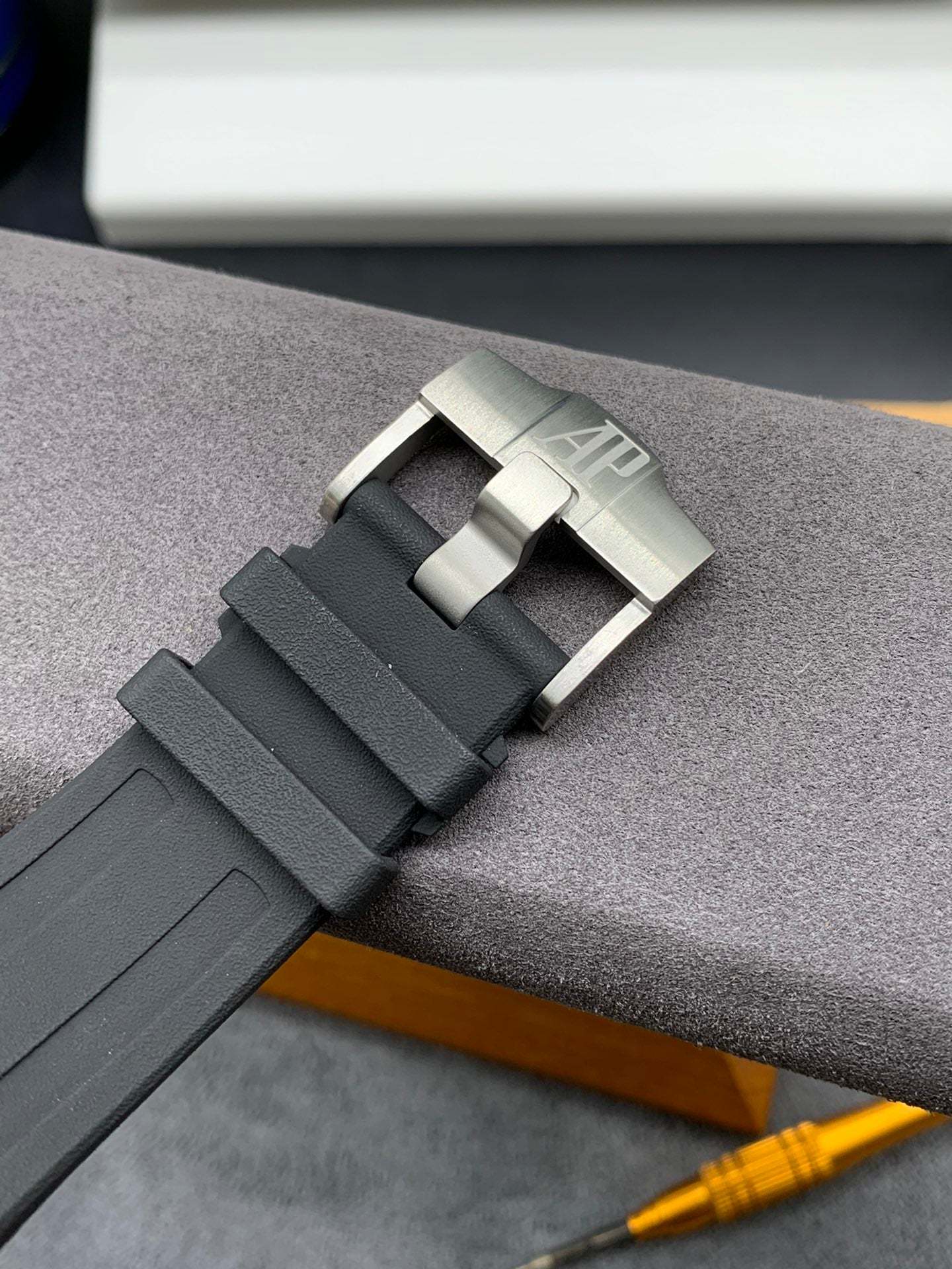 A3   Royal Oak ---15703ST.OO.A002CA.01---42mm