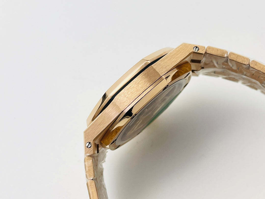 A8   Royal Oak---15551OR.ZZ.1356OR.05---37mm