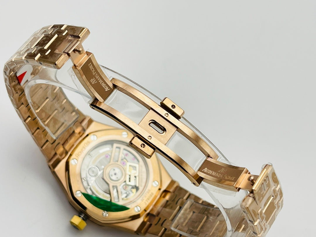 A8   Royal Oak---15551OR.ZZ.1356OR.05---37mm
