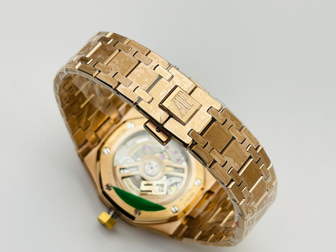 A8   Royal Oak---15551OR.ZZ.1356OR.05---37mm