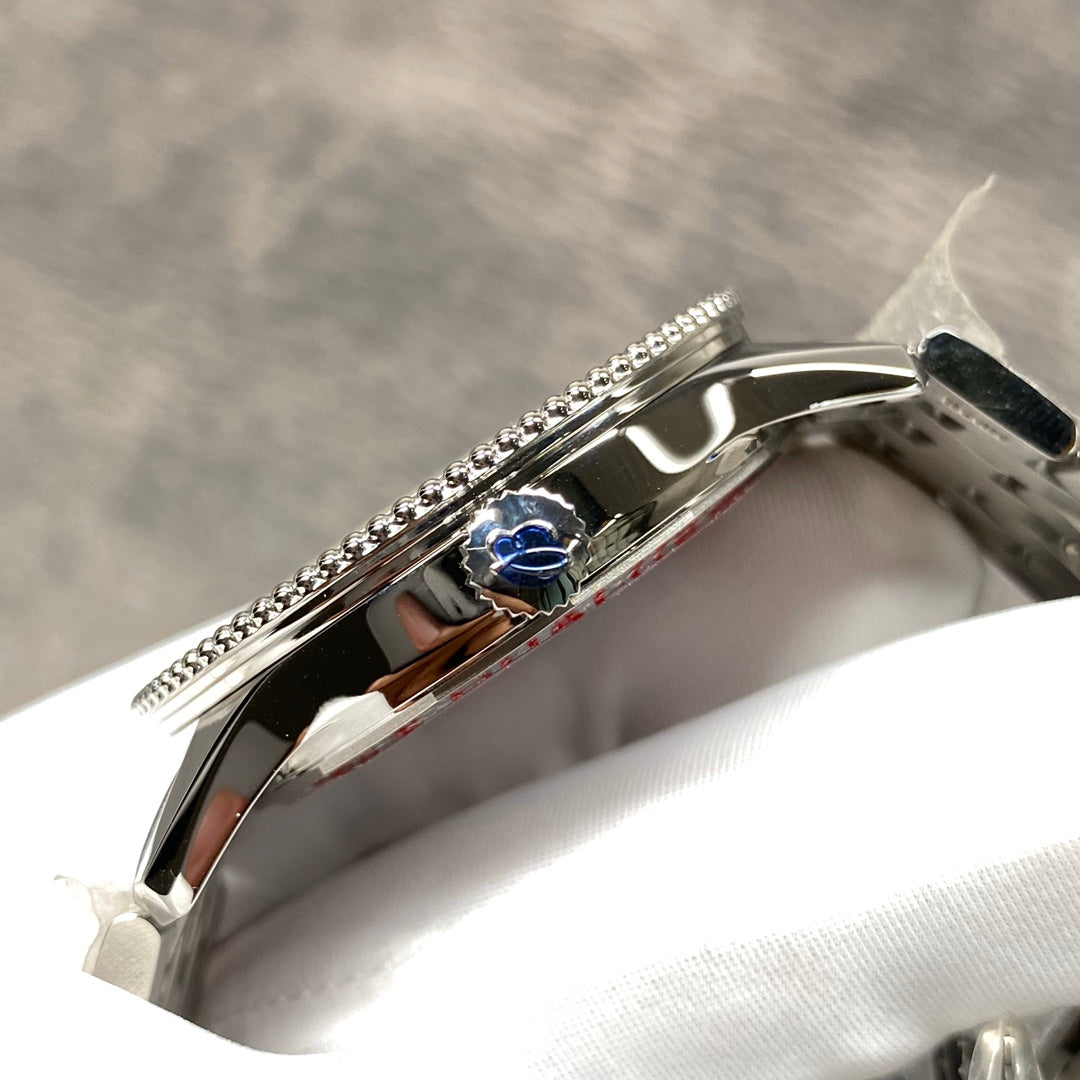 H8   Navitimer--- A17326211B1A1 ---41mm