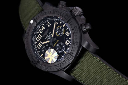 F2   Avenger Hurricane Military---XB1210---45mm