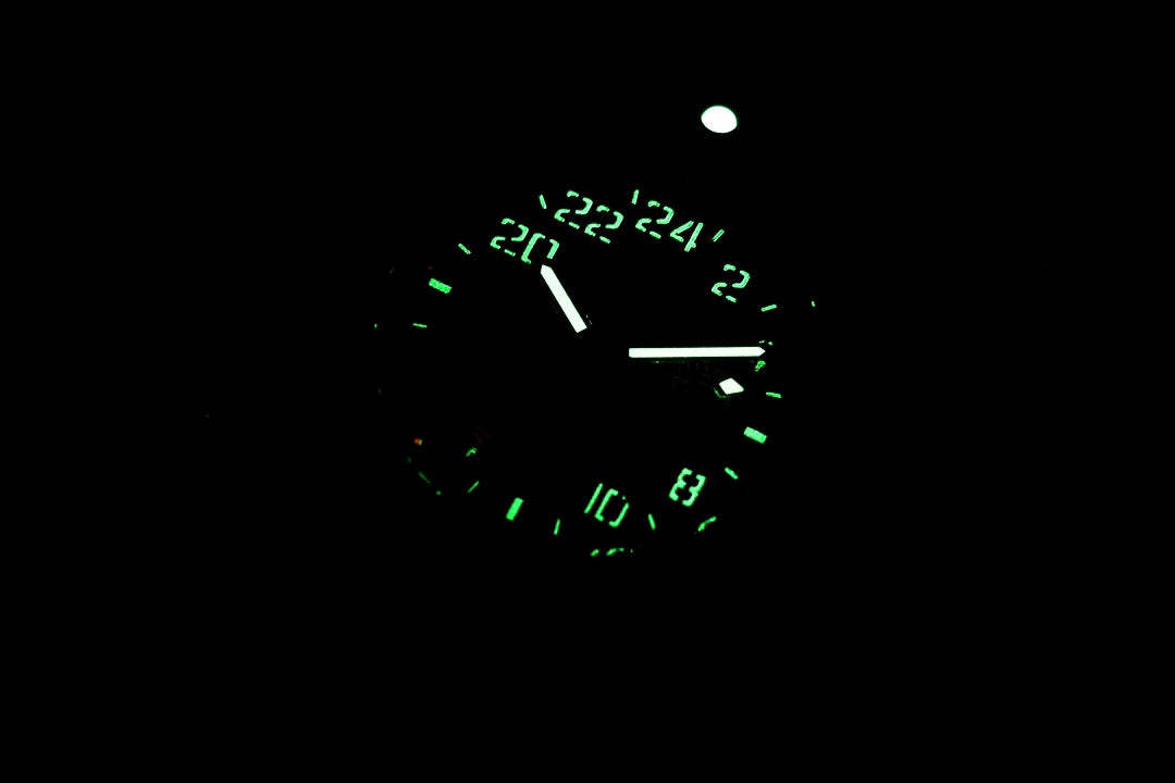 F2   Avenger Hurricane Military---XB1210---45mm