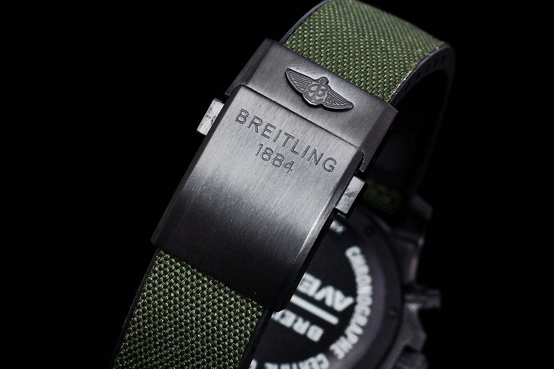 F2   Avenger Hurricane Military---XB1210---45mm