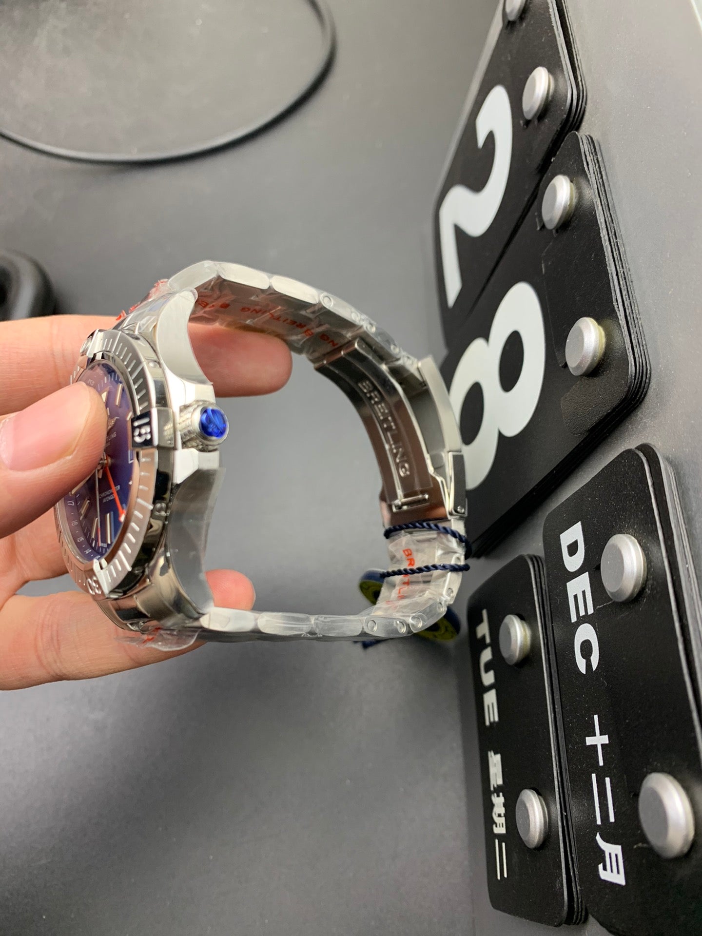 F5   Avenger---A32395101C1A1---45mm