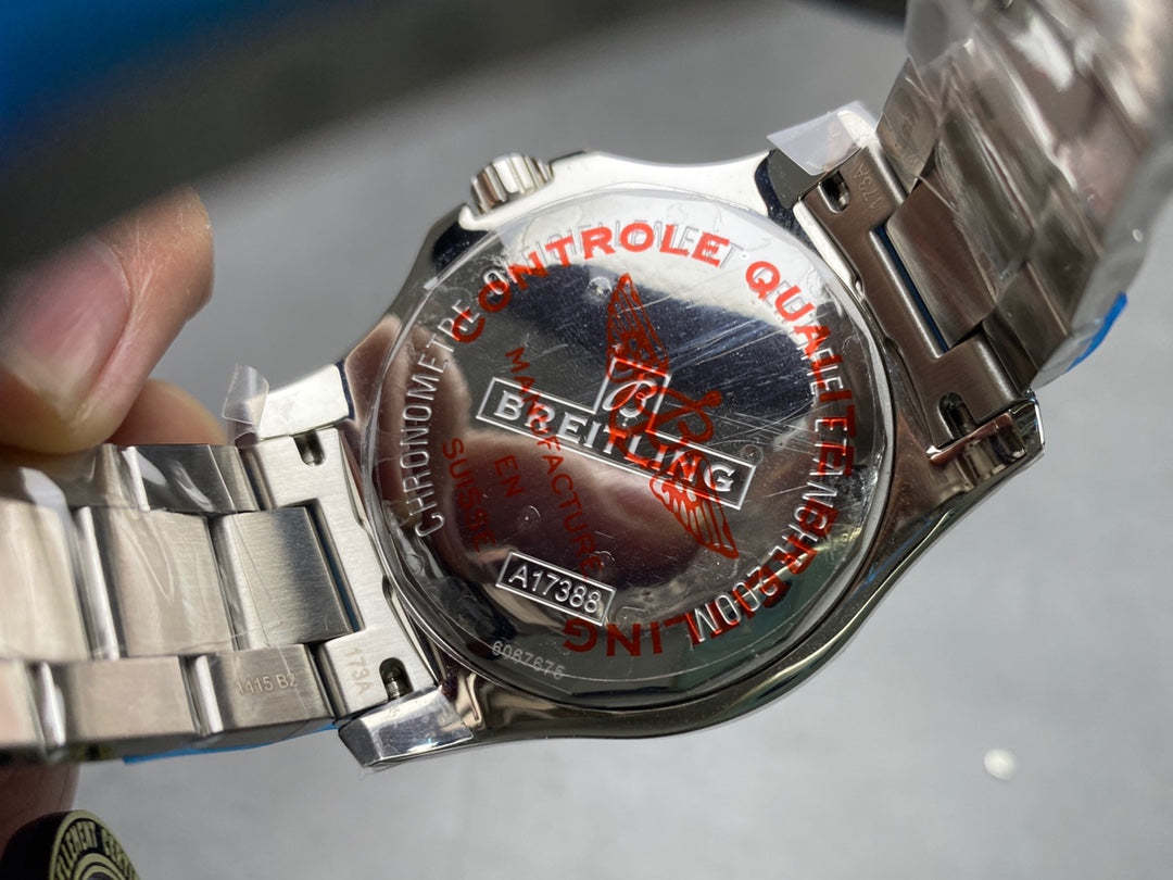 F9   Automatic ---A17388---43mm