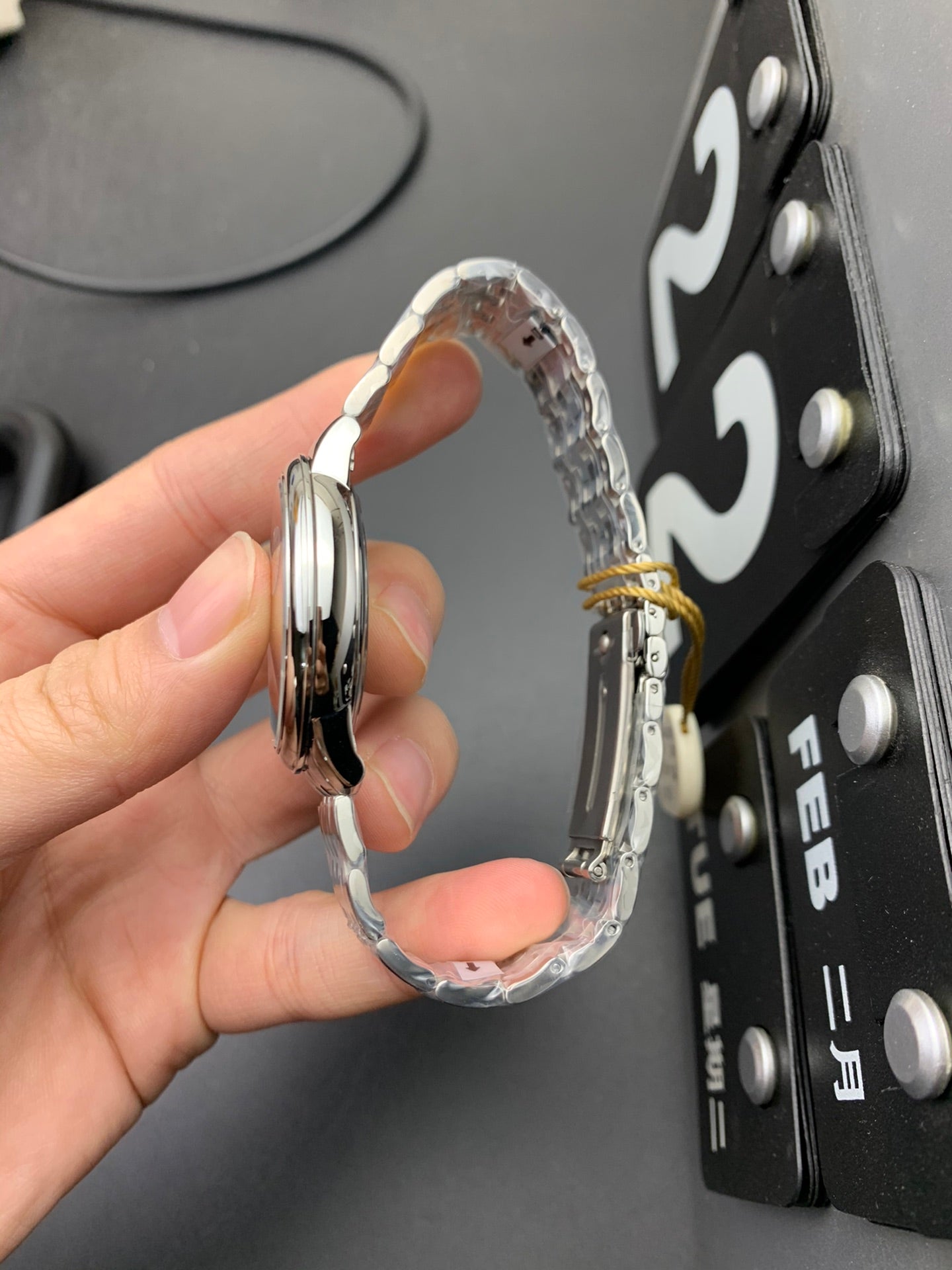 J3   DE VILLE---424.10.40.20.02.001---39.5mm