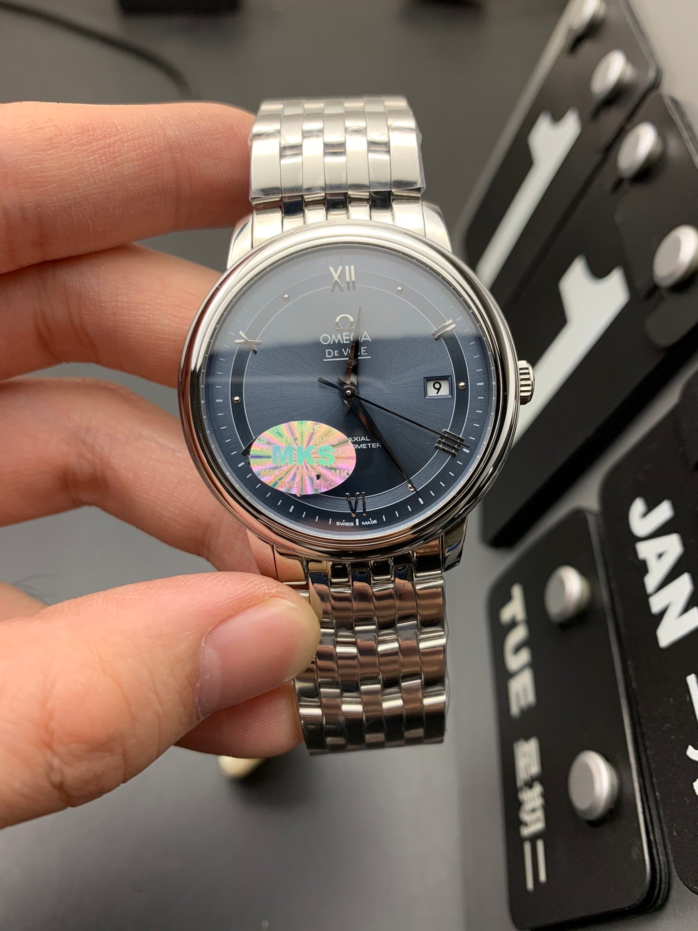 J4   DE VILLE---424.10.40.20.03.002---39.5mm