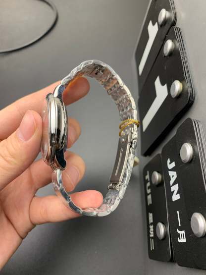 J4   DE VILLE---424.10.40.20.03.002---39.5mm