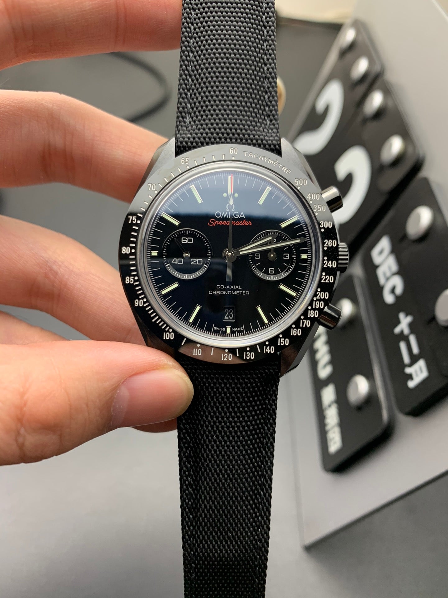 C4   Speedmaster Dark Side of the Moon---311.92.44.51.01.007---44.25mm