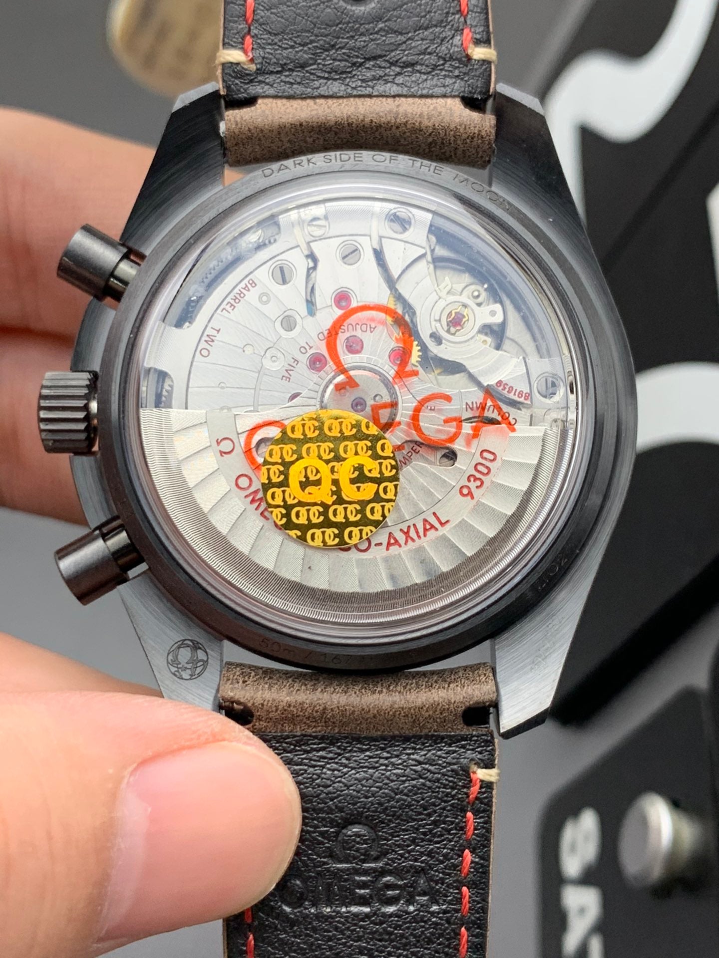 C5   Speedmaster Dark Side of the Moon---311.92.44.51.01.006---44.25mm