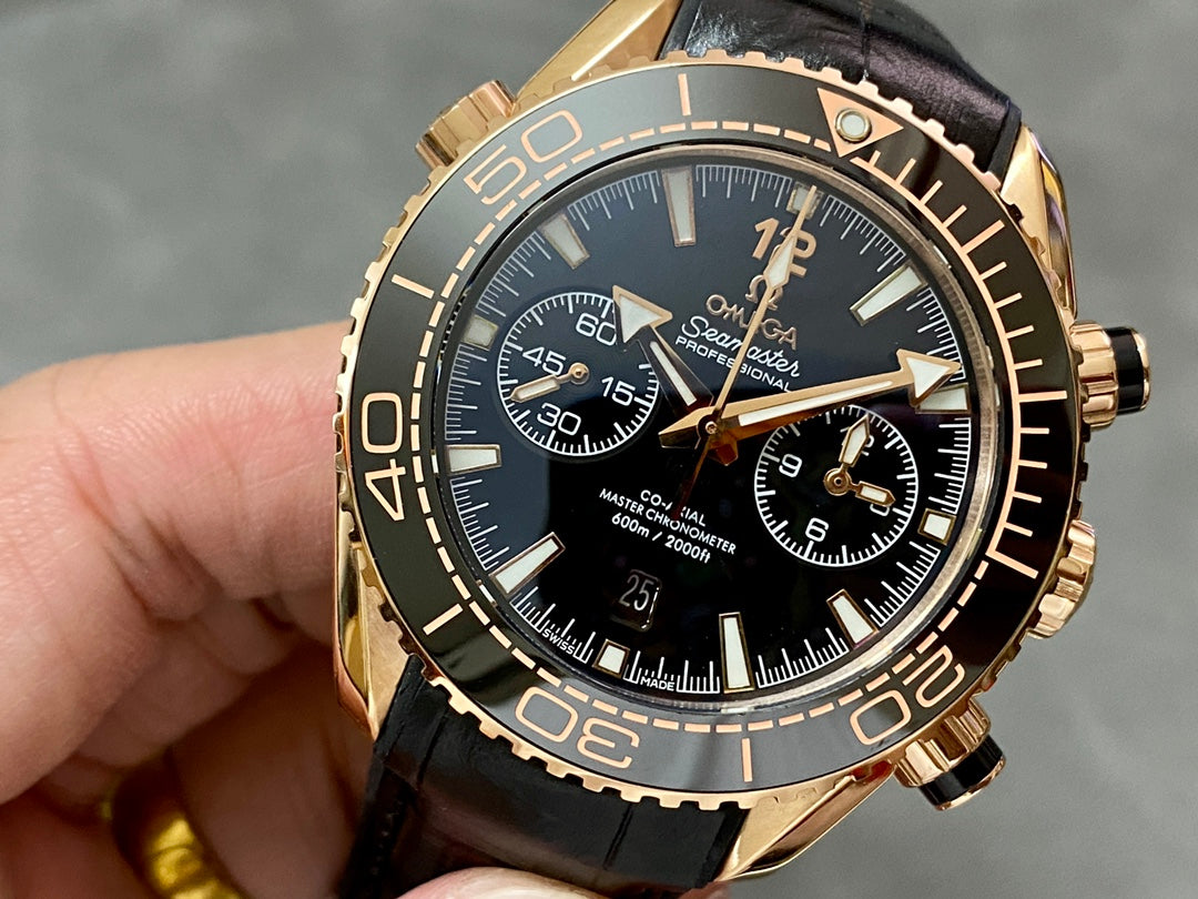C7   Seamaster600---215.63.46.51.01.001---44.25mm
