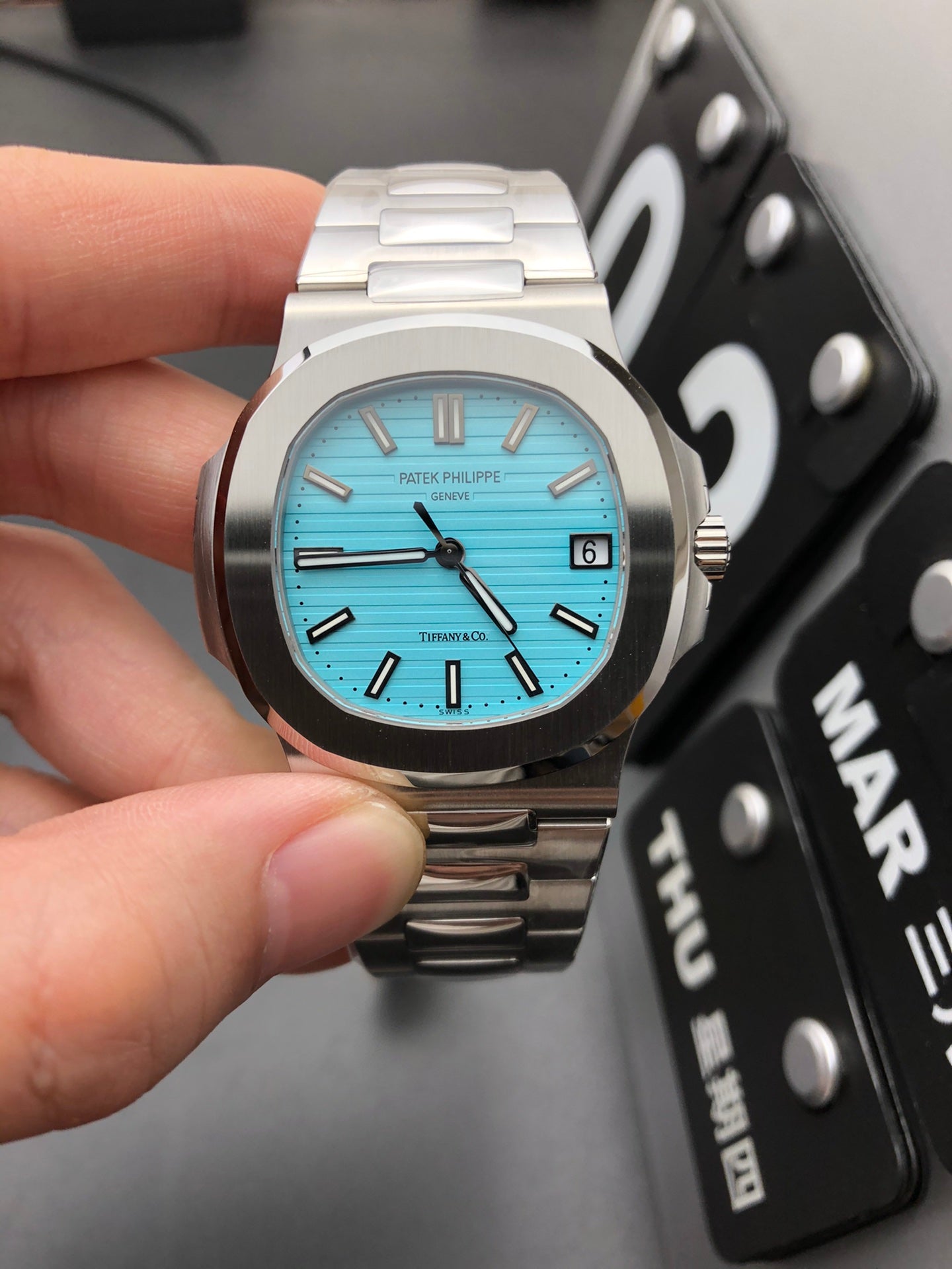 W2   nautilus--- 5711/1A-018---40mm