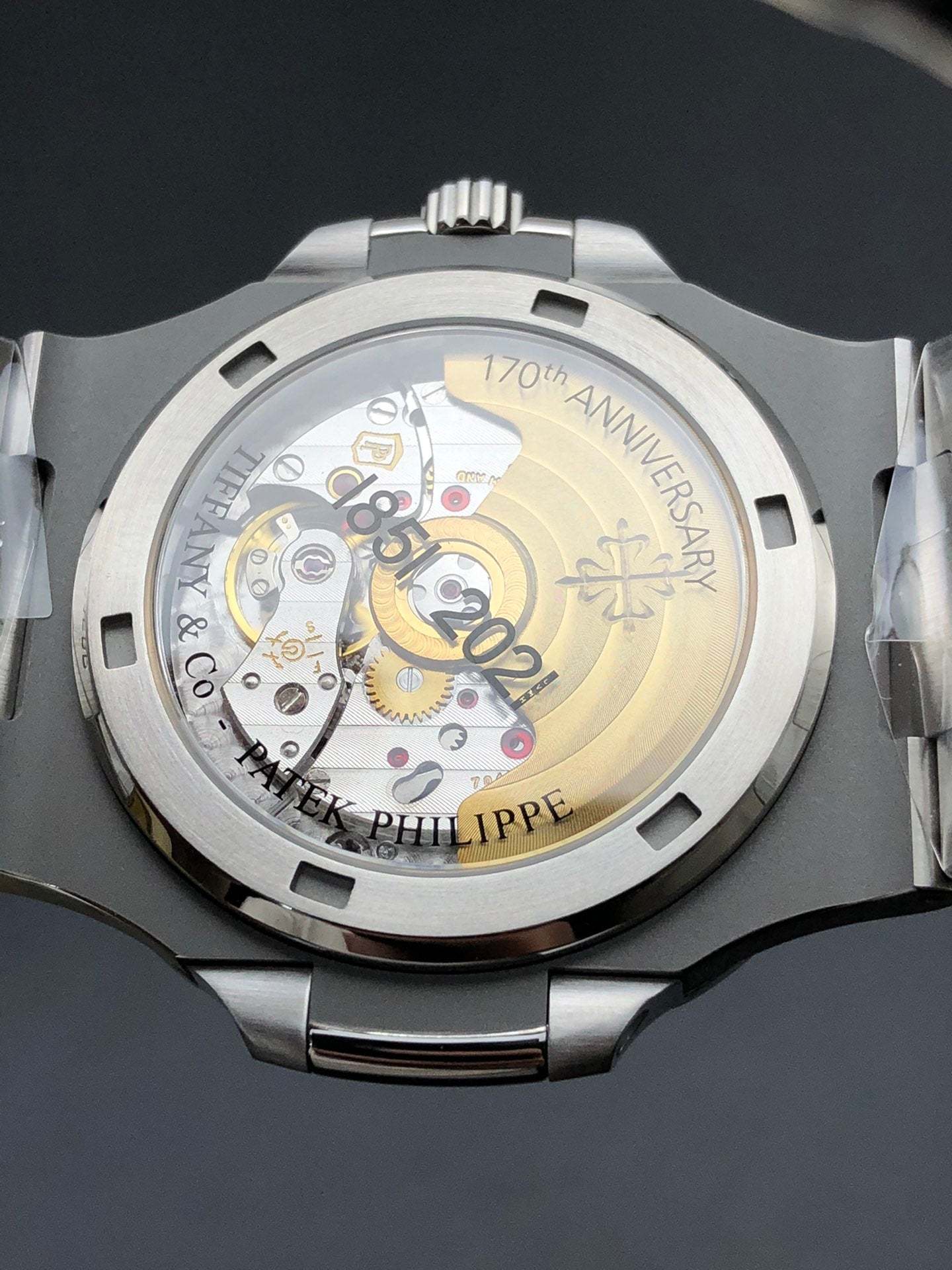 W2   nautilus--- 5711/1A-018---40mm