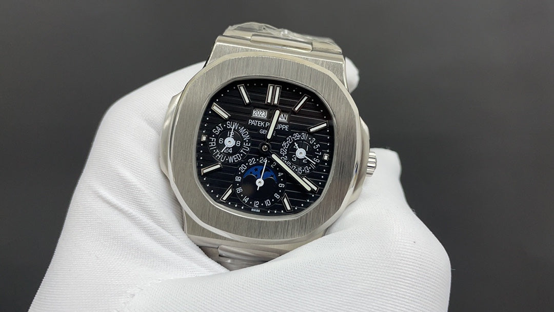 W3   nautilus--- Ref. 5740/1G-001---40mm