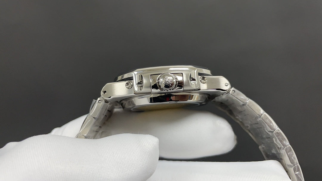 W3   nautilus--- Ref. 5740/1G-001---40mm