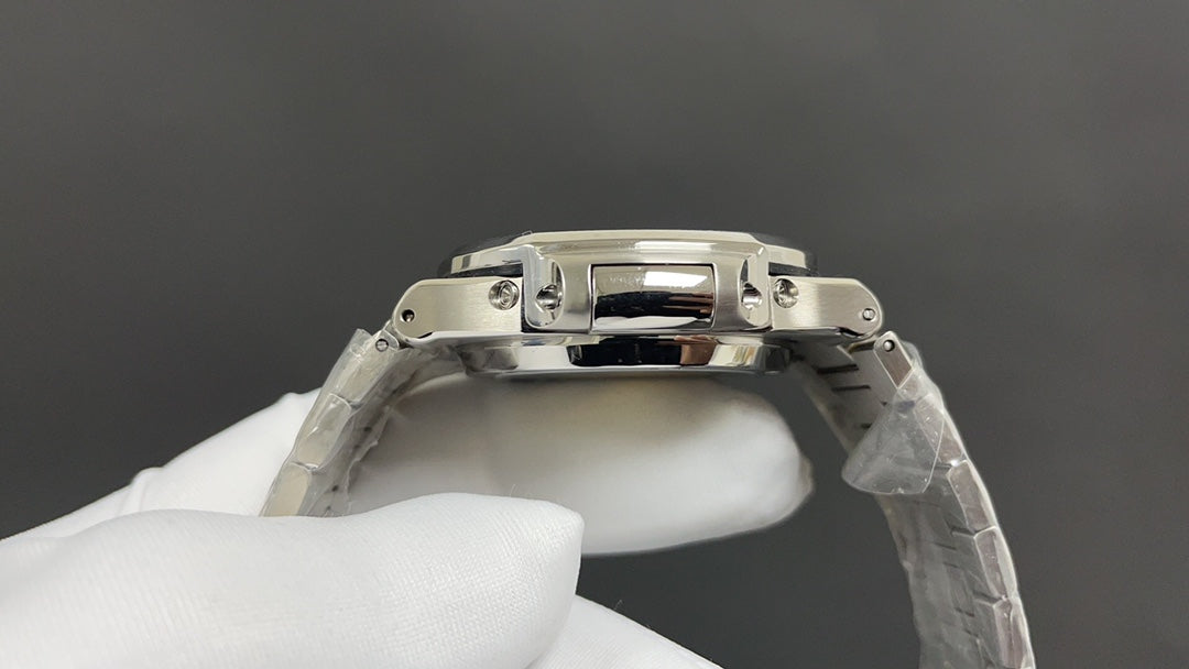 W3   nautilus--- Ref. 5740/1G-001---40mm