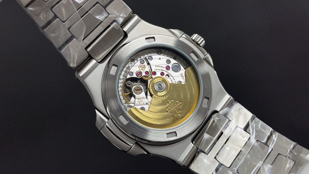 W3   nautilus--- Ref. 5740/1G-001---40mm