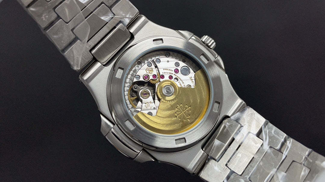 W3   nautilus--- Ref. 5740/1G-001---40mm