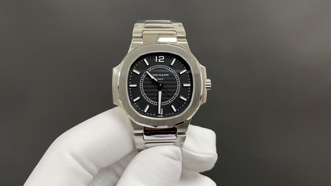 W5   nautilus---  5711/1A-010---35.2mm